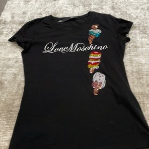 Love moschino t shirt